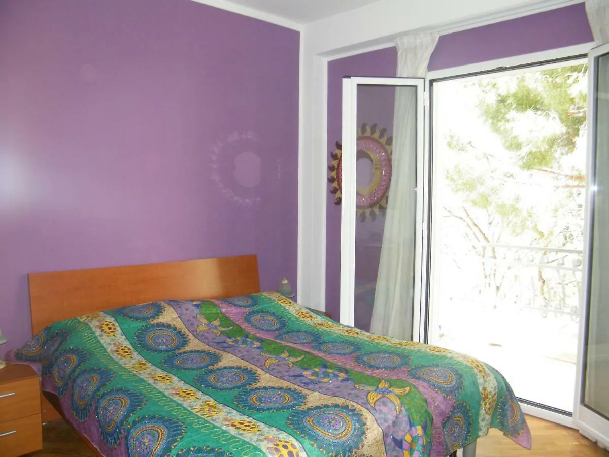 Konukevi Miramare Mondello Otel Palermo
